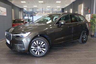 Foto exterior Volvo XC60 2.0 B4 D MOMENTUM PRO AUTO