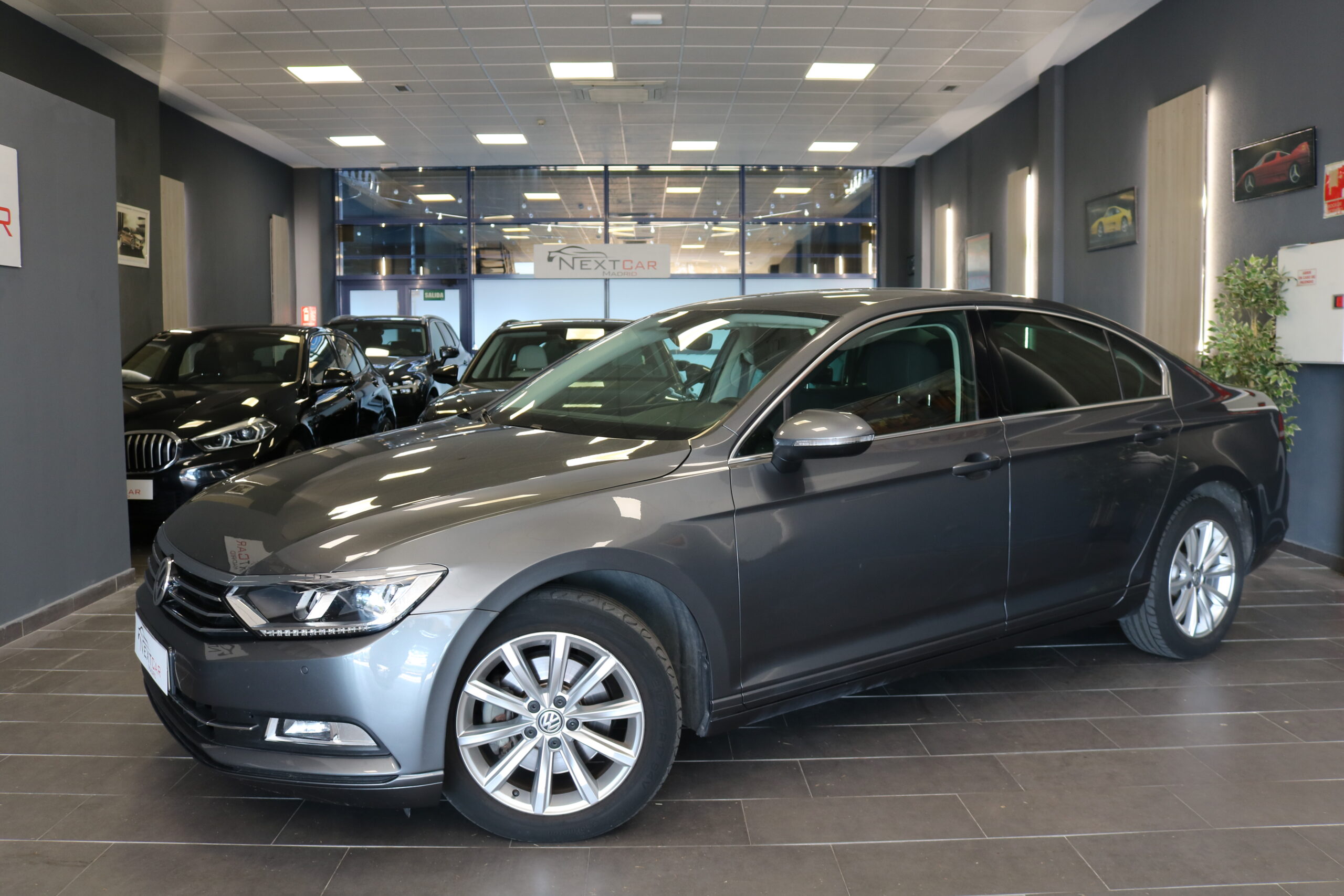 VOLKSWAGEN PASSAT ADVANCE 2.0 TDI DSG