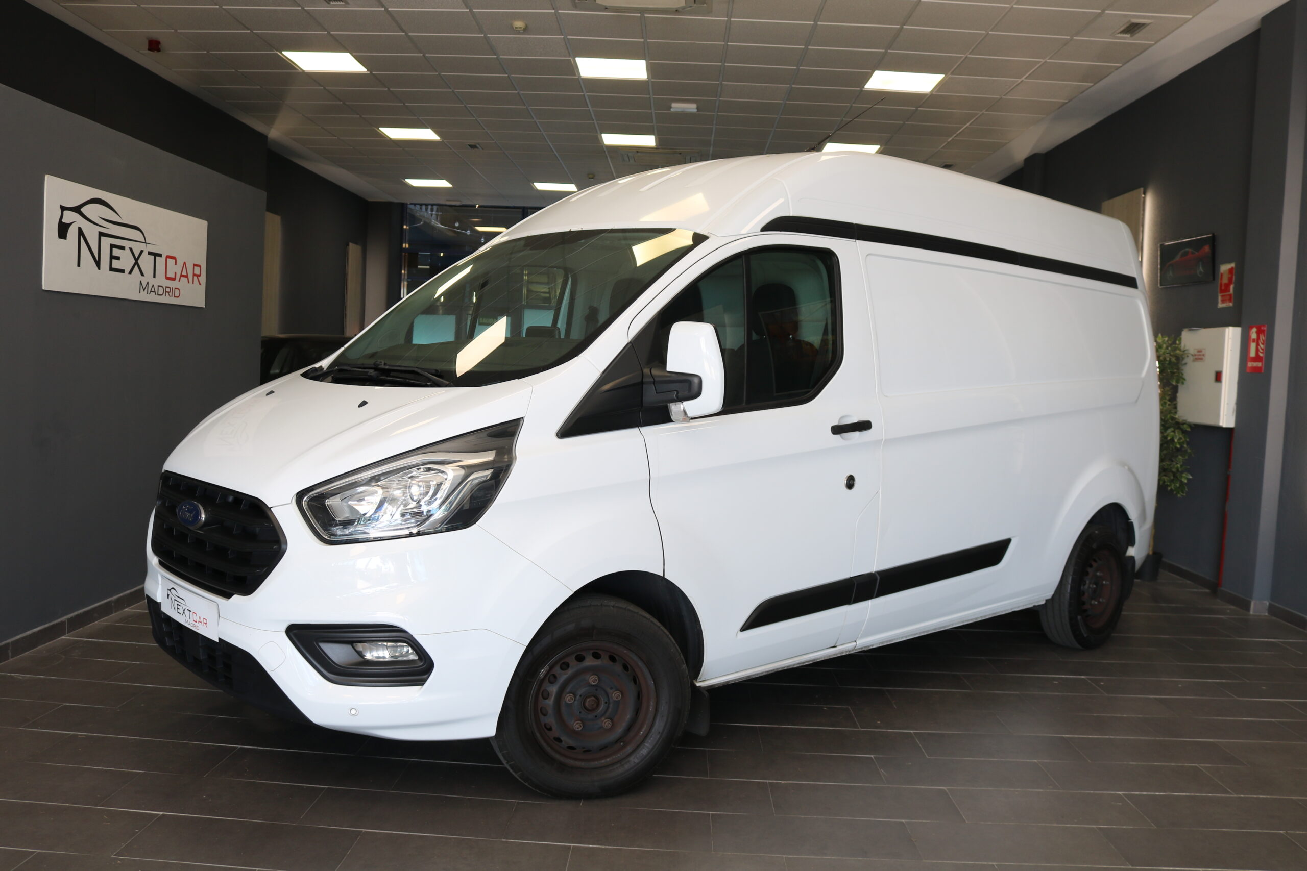FORD Transit Custom Van 2.0 TDCI 77kW 320 L2 Trend